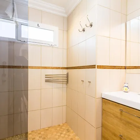 Sunsuites Collection - Flores Apartament